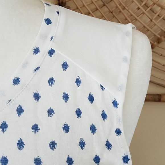 𝅺ann Taylor LOFT XXSP sleeveless blouse rayon - Picture 2 of 7